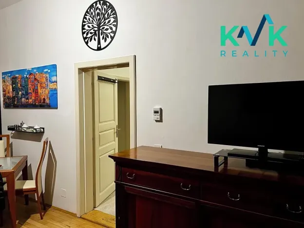 Pronájem bytu 2+kk, Praha - Staré Město, Platnéřská, 41 m2