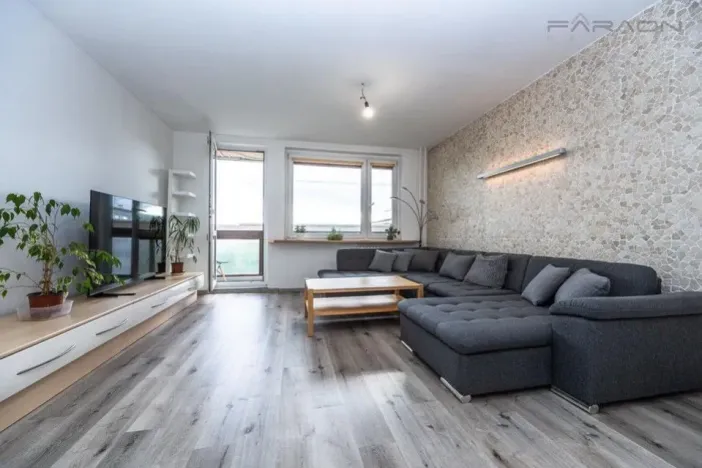 Pronájem bytu 3+1, Praha - Hodkovičky, Pod lysinami, 74 m2