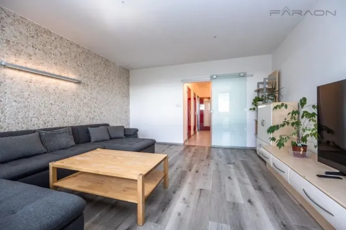 Pronájem bytu 3+1, Praha - Hodkovičky, Pod lysinami, 74 m2