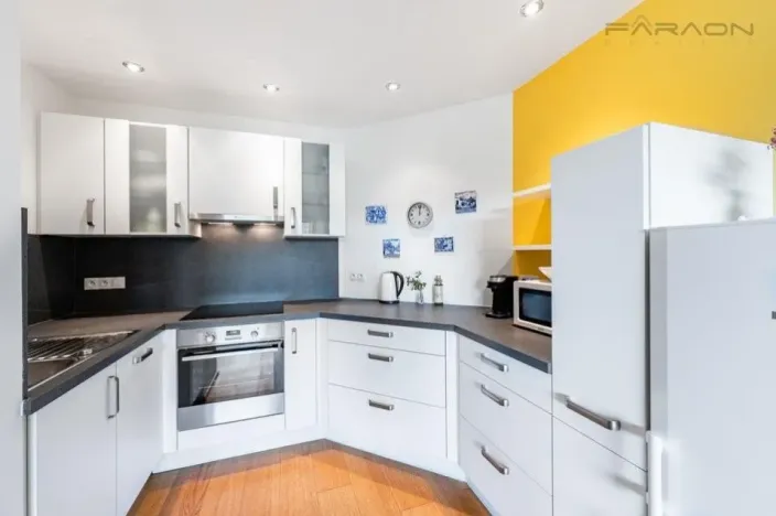 Pronájem bytu 2+kk, Praha - Hloubětín, Nademlejnská, 50 m2