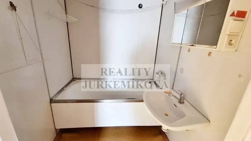 Pronájem bytu 3+kk, Velešín, Sídliště, 59 m2
