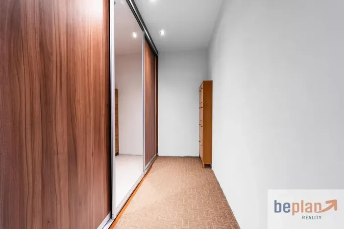 Pronájem bytu 2+1, Říčany, Komenského náměstí, 40 m2