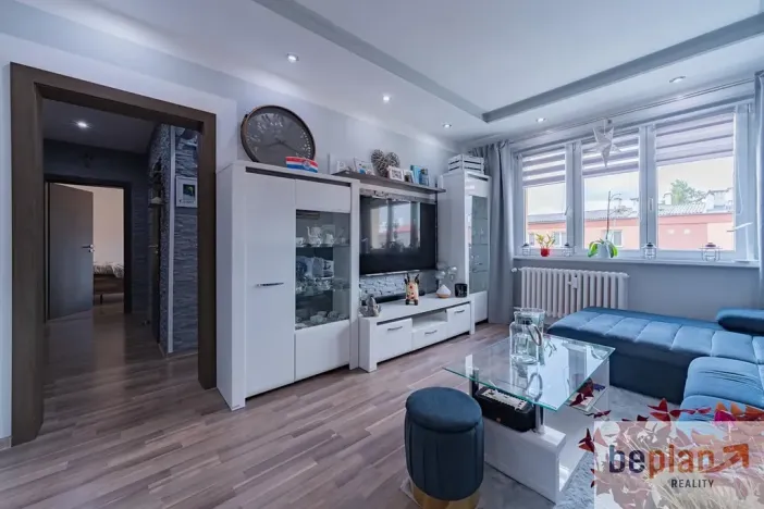 Prodej bytu 2+1, Nová Role, Svobodova, 54 m2