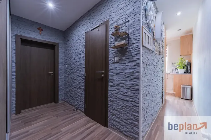Prodej bytu 2+1, Nová Role, Svobodova, 54 m2