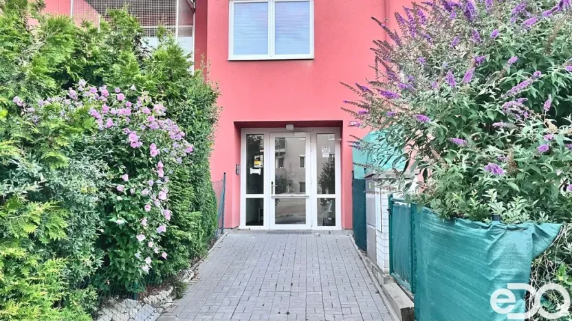 Prodej bytu 3+kk, Hostivice, Ječná, 61 m2