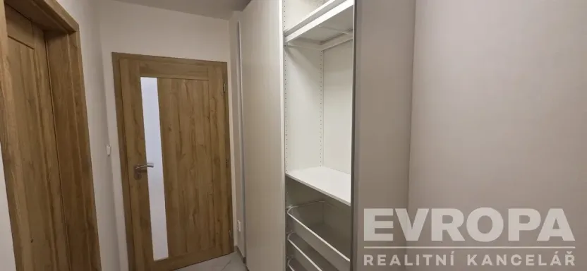 Pronájem bytu 2+kk, Kolín - Kolín III, Žižkova, 42 m2
