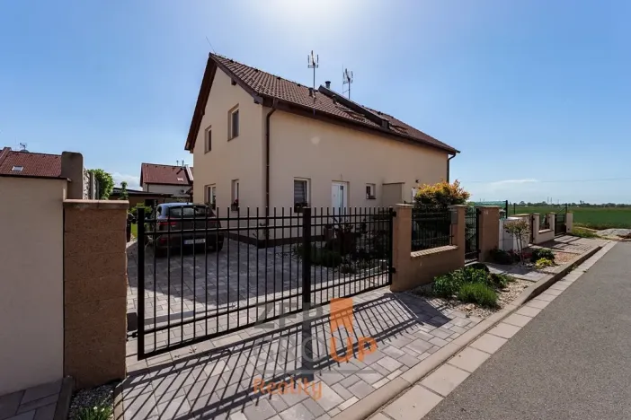 Prodej rodinného domu, Opatovice nad Labem, K Dubovce, 80 m2