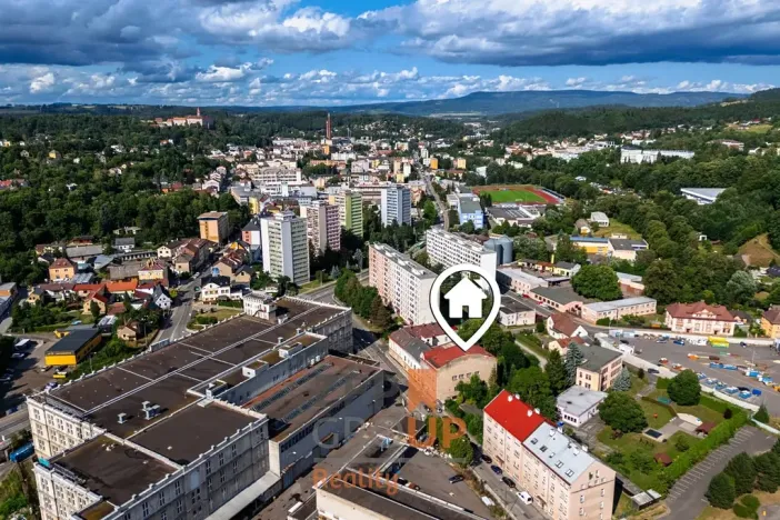 Prodej rodinného domu, Náchod, Jugoslávská, 1200 m2