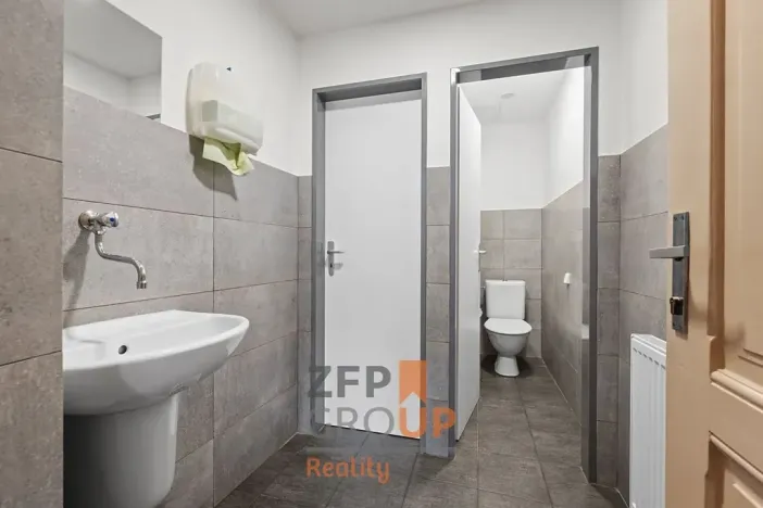 Prodej rodinného domu, Náchod, Jugoslávská, 1200 m2