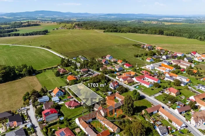 Prodej pozemku pro bydlení, Strážkovice, 1703 m2