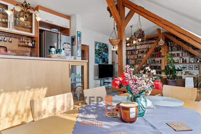 Prodej bytu 4+kk, Praha - Holešovice, Šternberkova, 117 m2