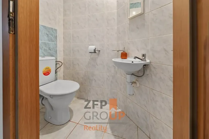 Prodej bytu 4+kk, Praha - Holešovice, Šternberkova, 117 m2