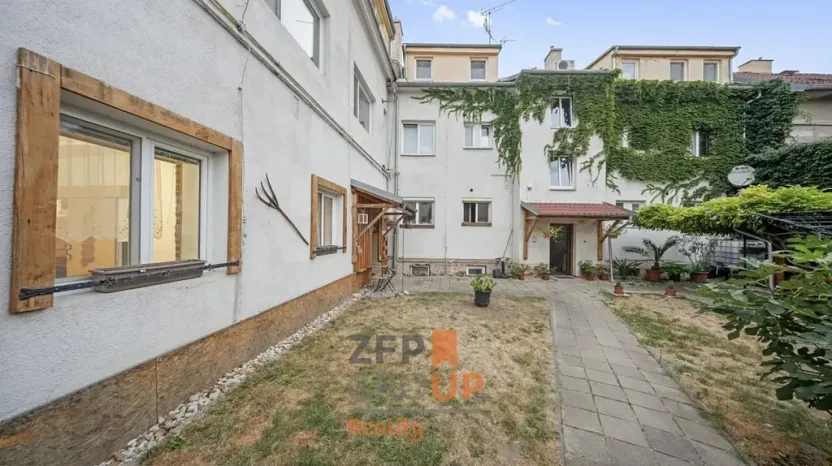 Prodej bytu 3+kk, Valtice, Poštovní, 60 m2