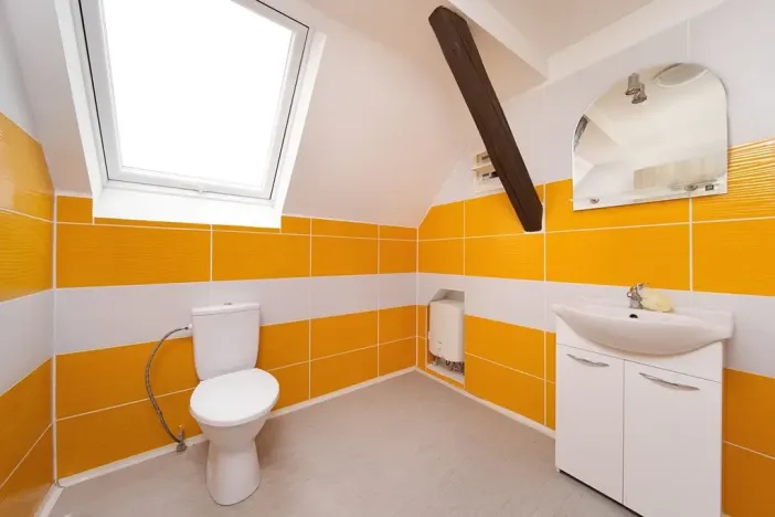 Prodej rodinného domu, Čmelíny, 450 m2