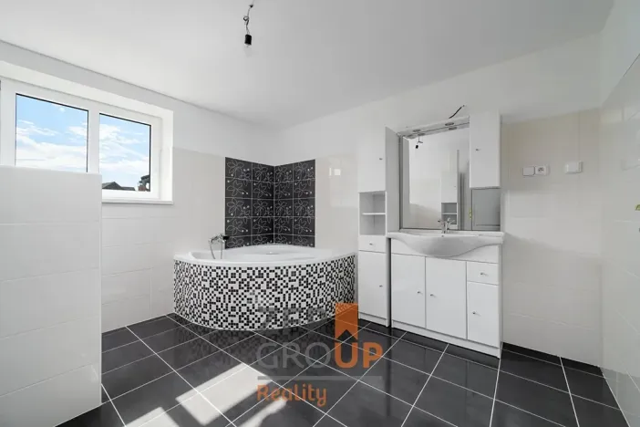 Prodej rodinného domu, Raspenava, Frýdlantská, 476 m2