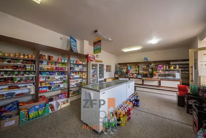 Prodej obchodního prostoru, Šatov, 470 m2