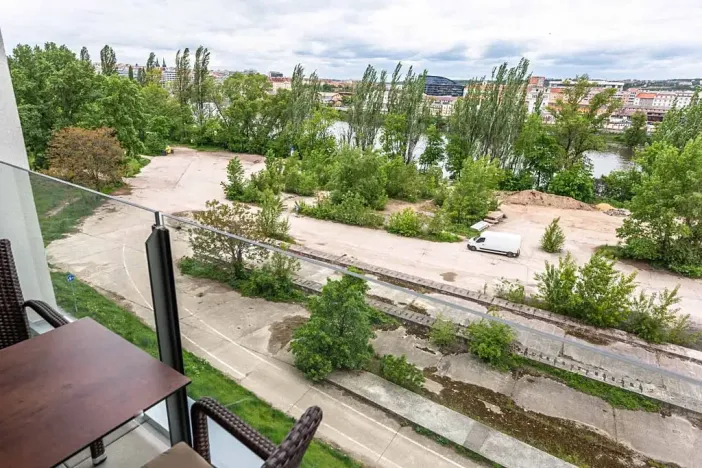 Pronájem bytu 3+kk, Praha - Karlín, Za Karlínským přístavem, 74 m2