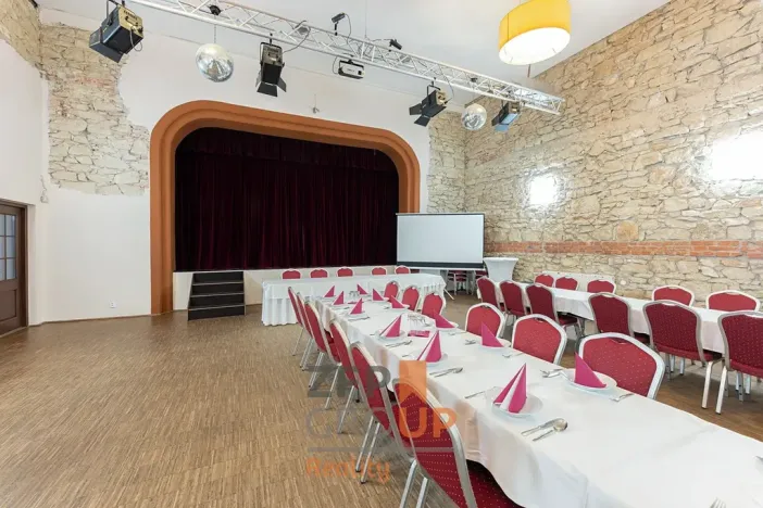 Prodej ubytování, Lysice, nám. Osvobození, 1400 m2