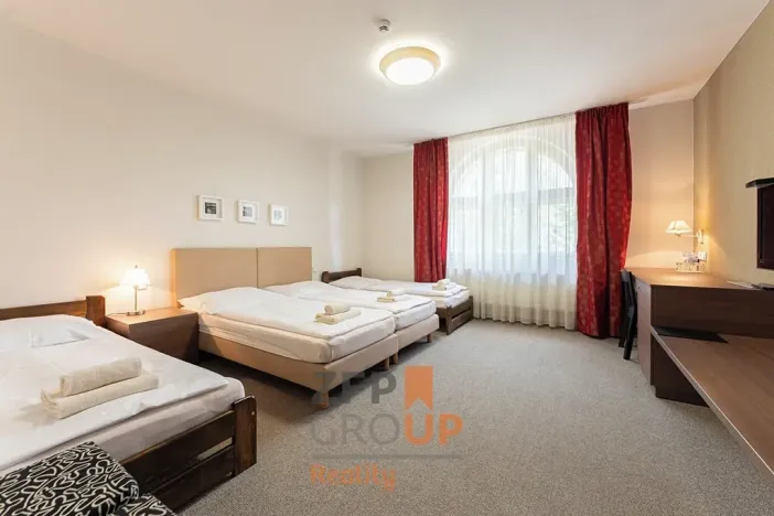 Prodej ubytování, Lysice, nám. Osvobození, 1400 m2