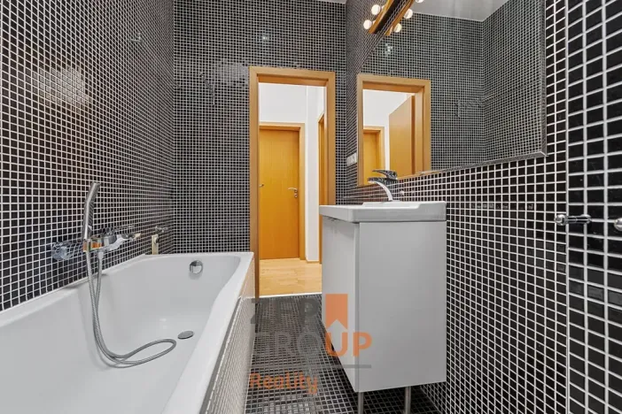 Prodej bytu 3+kk, Praha - Holešovice, Jateční, 61 m2