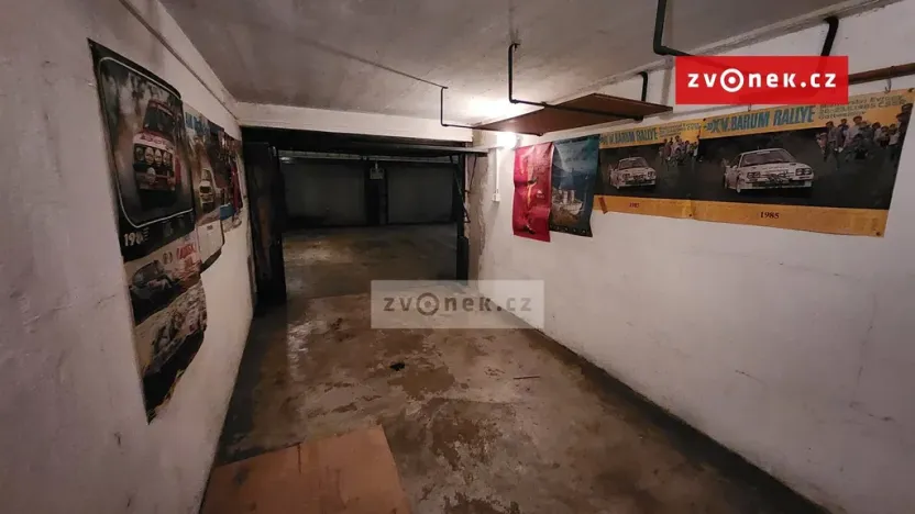 Pronájem garáže, Zlín, Strážná, 16 m2