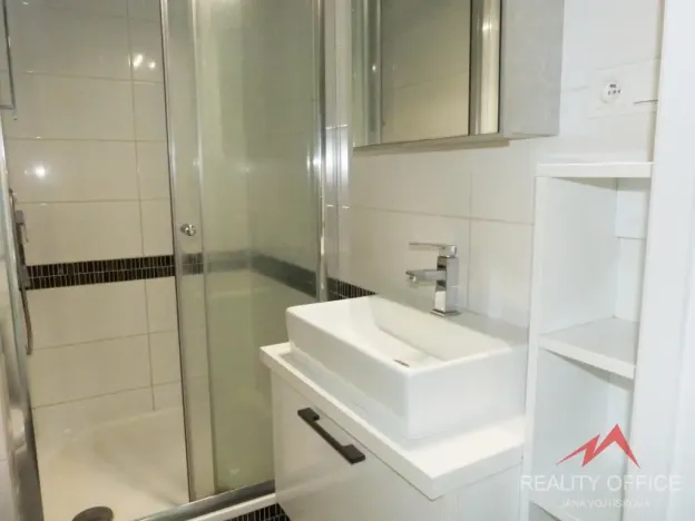 Pronájem bytu 1+1, Jílové - Kamenná, Okružní, 36 m2
