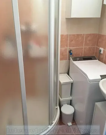 Pronájem bytu 2+kk, Praha - Krč, 46 m2