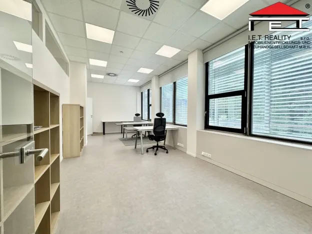 Pronájem kanceláře, Brno, Vídeňská, 342 m2
