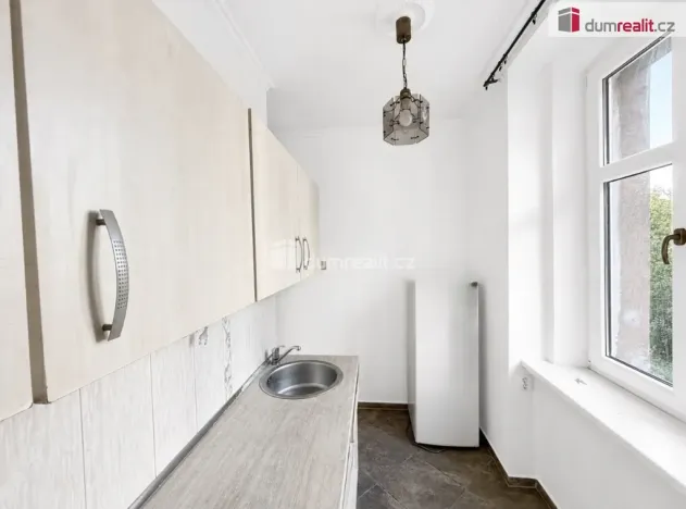 Pronájem bytu 3+1, Ústí nad Labem - Klíše, Palachova, 56 m2