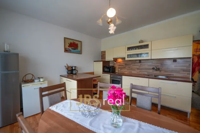 Prodej rodinného domu, Hrubá Vrbka, 270 m2