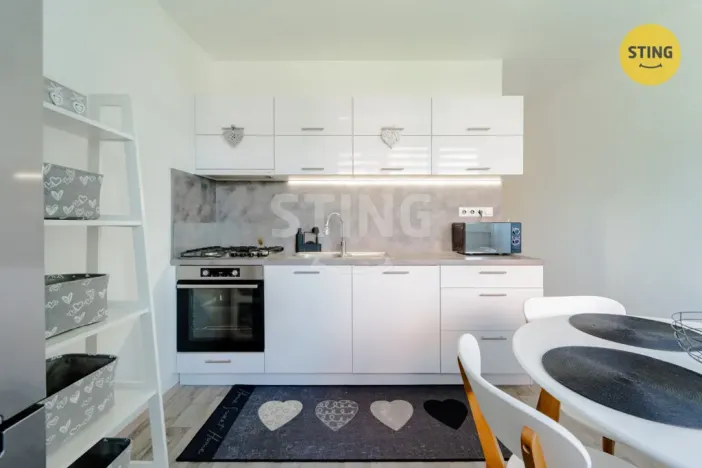 Prodej bytu 2+1, Opava, Edvarda Beneše, 59 m2