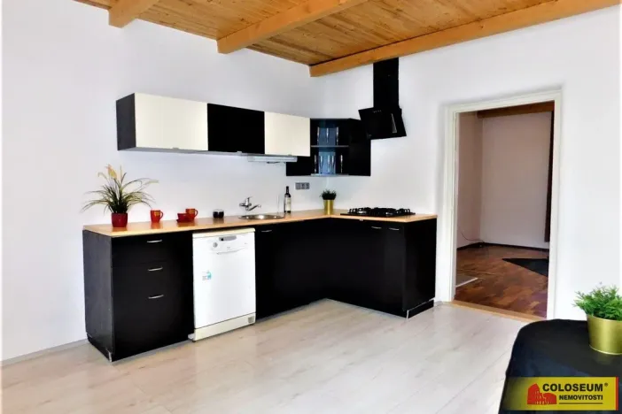 Pronájem rodinného domu, Znojmo, 146 m2