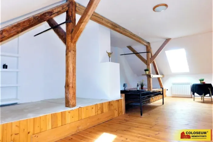 Pronájem rodinného domu, Znojmo, 146 m2