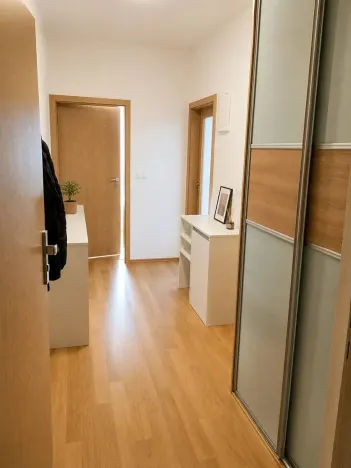 Pronájem bytu 2+kk, Praha - Uhříněves, Václava Trojana, 52 m2