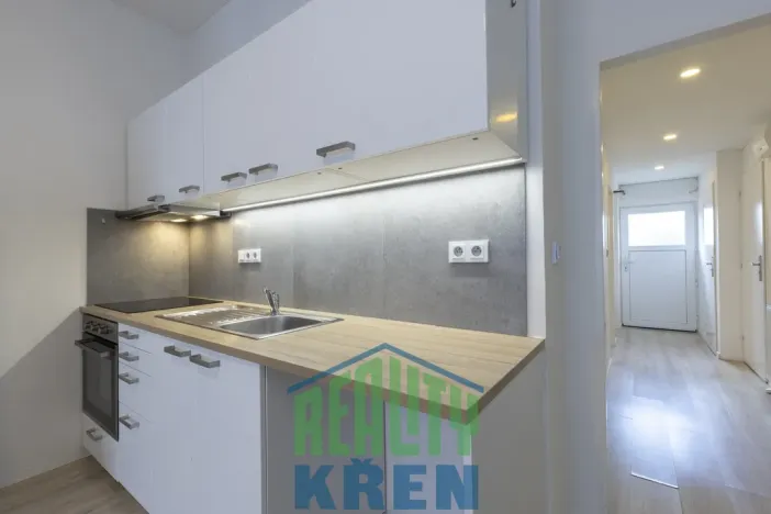 Prodej bytu 2+kk, Praha - Žižkov, Křišťanova, 49 m2