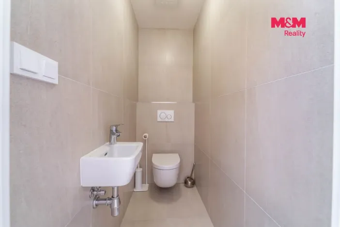 Prodej bytu 5+kk, Ořech, Karlštejnská, 112 m2