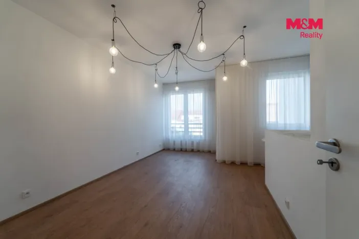 Prodej bytu 5+kk, Ořech, Karlštejnská, 112 m2