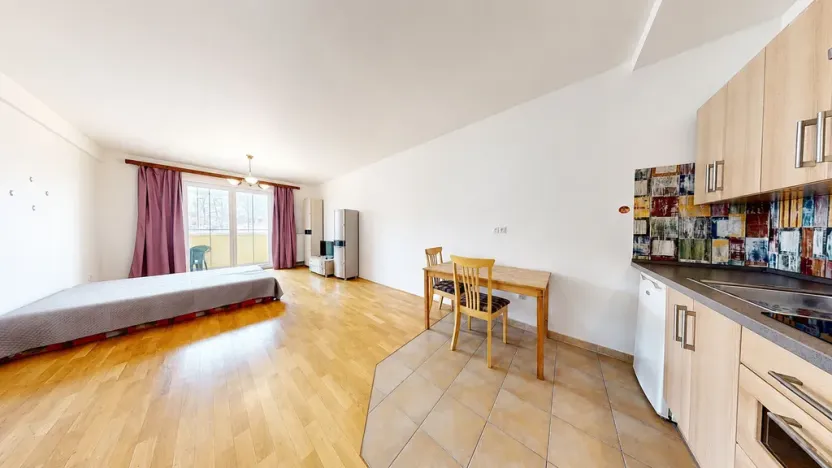 Prodej bytu 1+kk, Karlovy Vary, Jateční, 44 m2