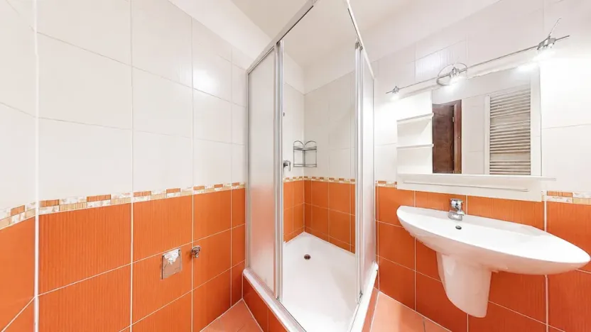 Prodej bytu 1+kk, Karlovy Vary, Jateční, 44 m2