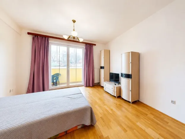 Prodej bytu 1+kk, Karlovy Vary, Jateční, 44 m2