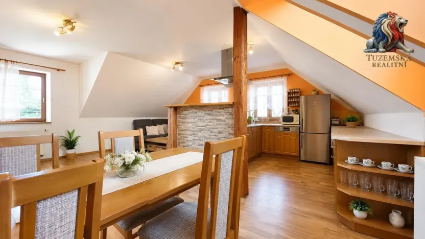 Prodej vícegeneračního domu, Šternberk, Tolstého, 201 m2
