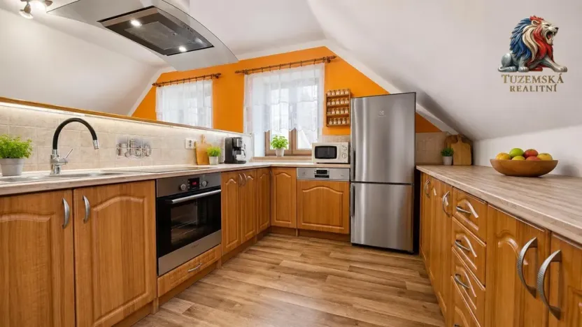 Prodej vícegeneračního domu, Šternberk, Tolstého, 201 m2