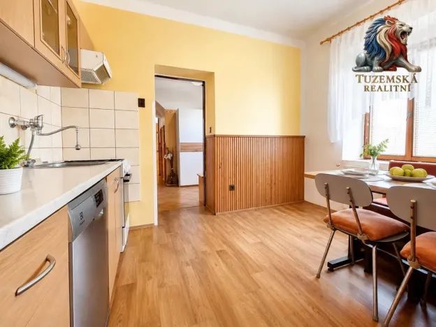 Prodej vícegeneračního domu, Šternberk, Tolstého, 201 m2