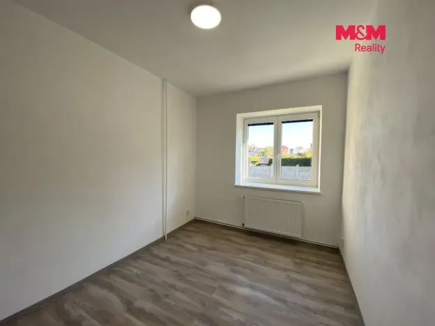 Pronájem bytu 2+1, Krnov - Pod Cvilínem, Zeyerova, 50 m2