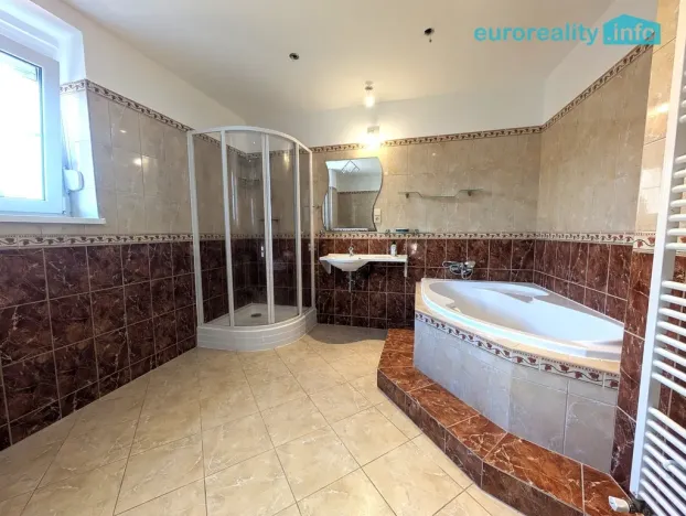 Prodej rodinného domu, Kozolupy, 240 m2