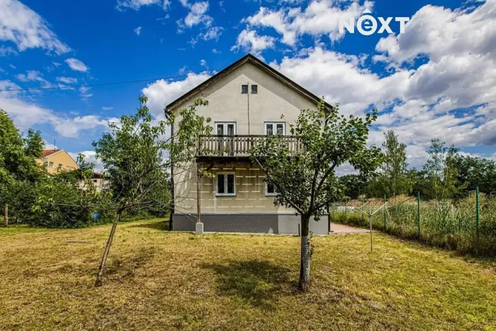 Prodej bytu 3+1, Hluboká nad Vltavou, Zvolenovská, 48 m2