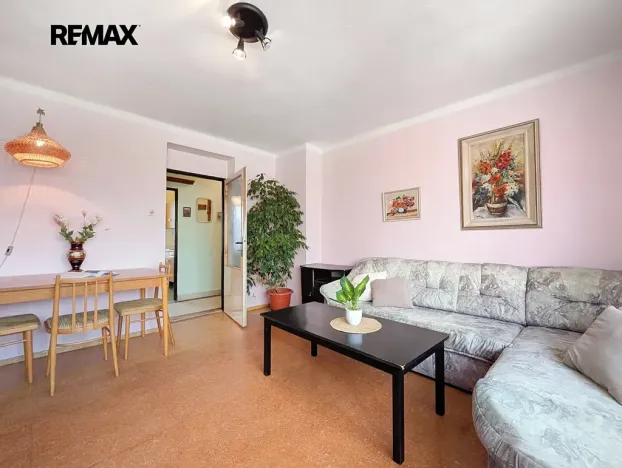 Prodej bytu 3+1, Čerčany, Družstevní, 64 m2