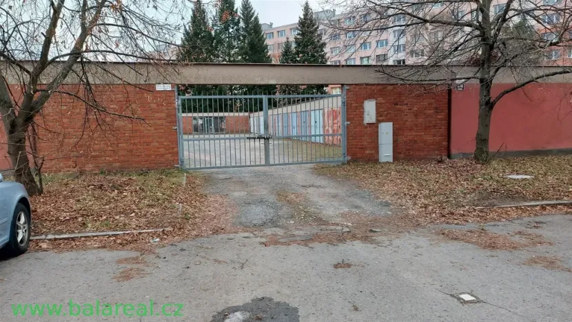 Pronájem garáže, Brno, Ježkova, 17 m2
