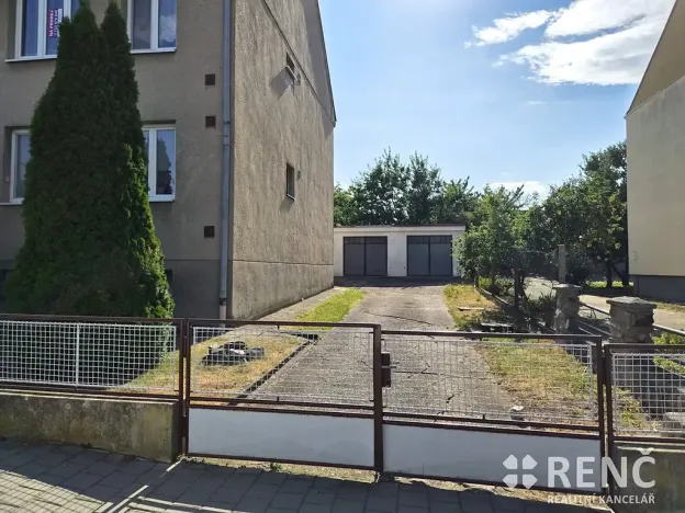 Prodej garáže, Hustopeče, Javorová, 19 m2