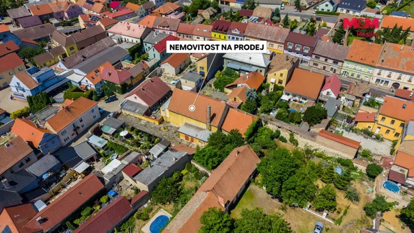 Prodej komerční nemovitosti, Libochovice, Dr. Vacka, 620 m2